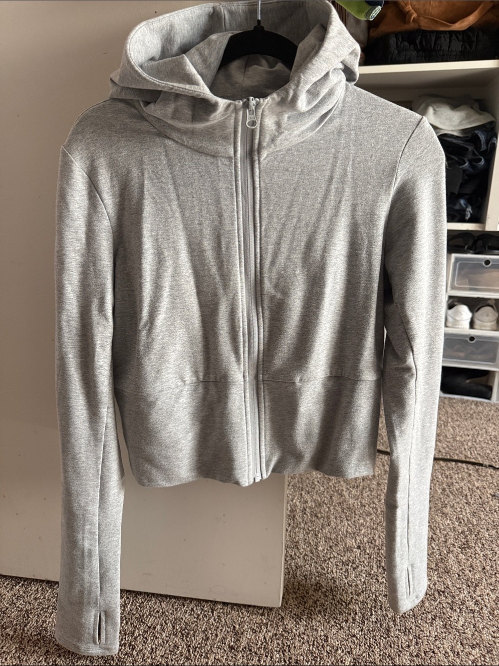 🩶 Alo Yoga Sway Crop Hoodie - Picture 5 of 10